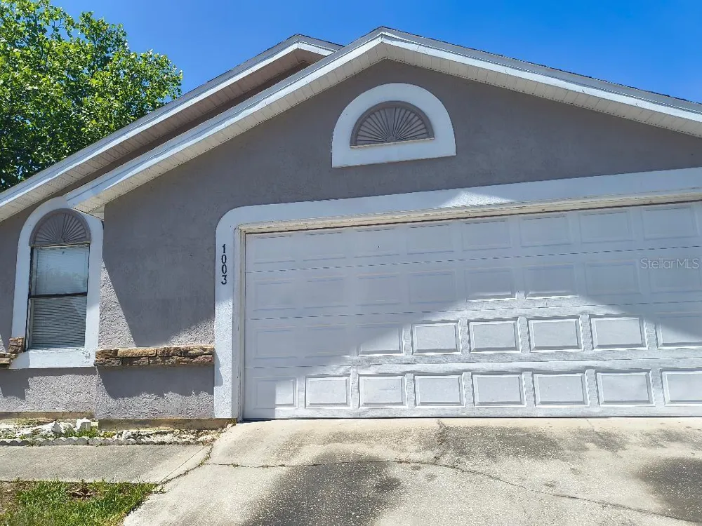 1003 WINTERBERRY LANE Orlando, FL 32811