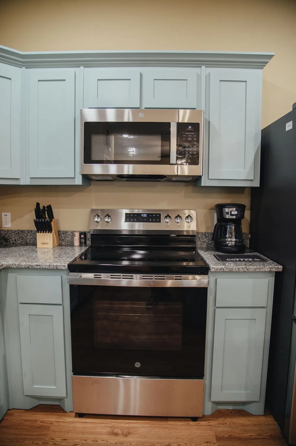 1041 Hillburn Drive West Tawakoni, TX 75474