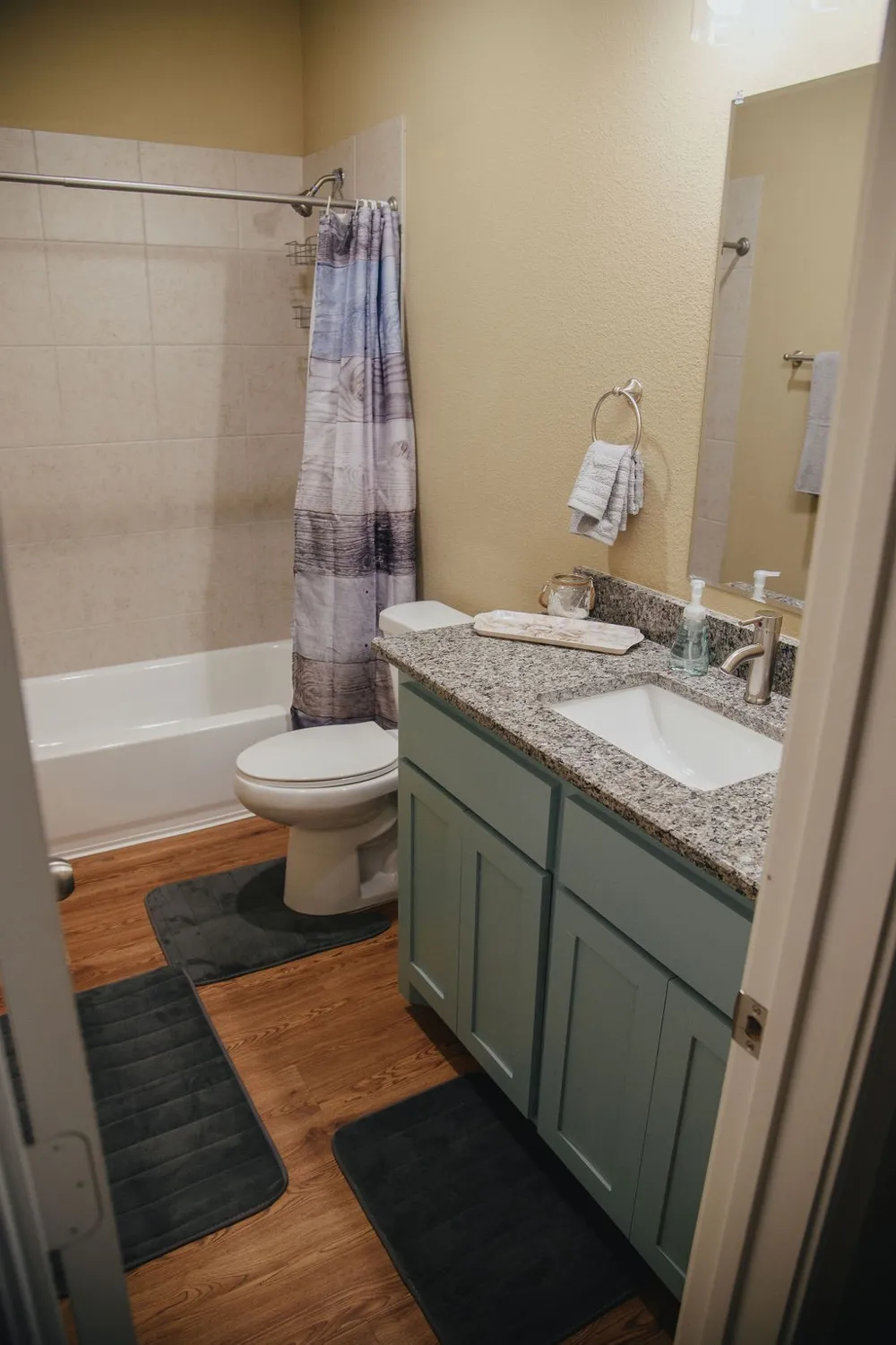 1041 Hillburn Drive West Tawakoni, TX 75474