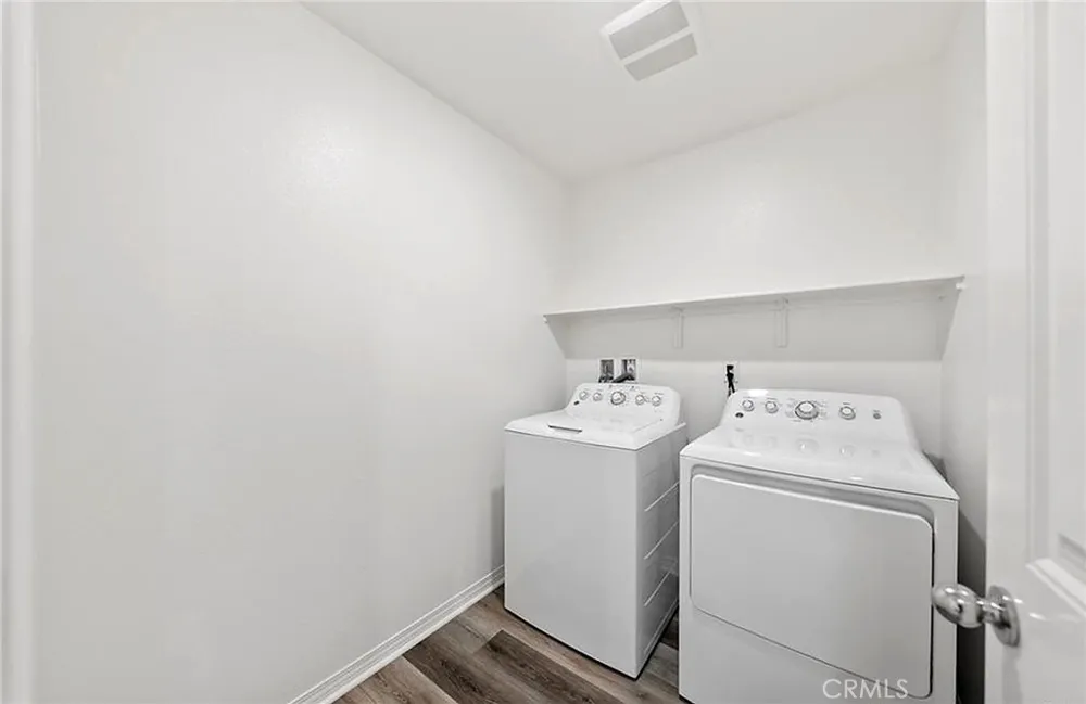 24131 Tuscany #1306 Murrieta, CA 92562