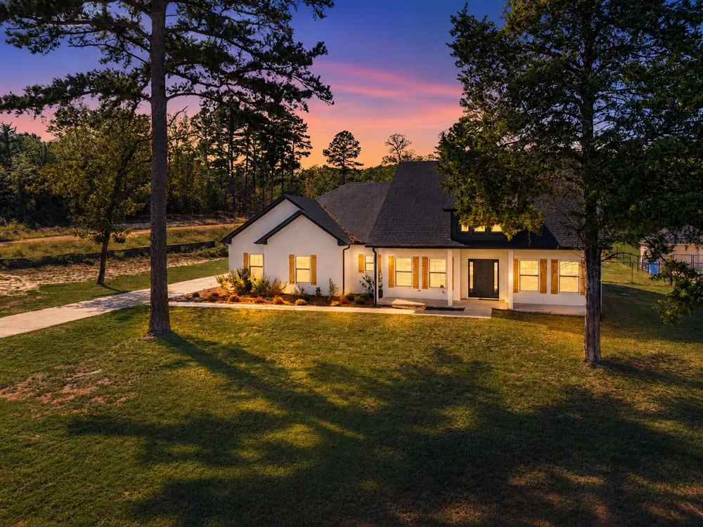 107 Private Road 6305 Mineola, TX 75773