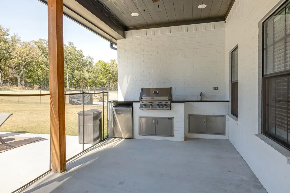 107 Private Road 6305 Mineola, TX 75773