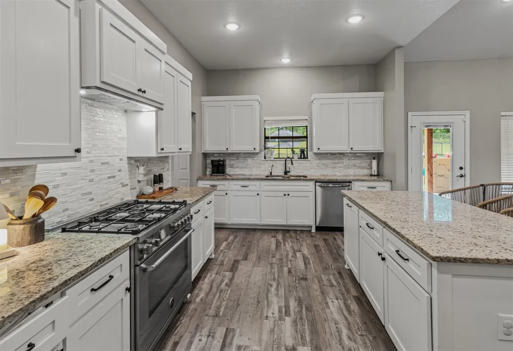 107 Private Road 6305 Mineola, TX 75773