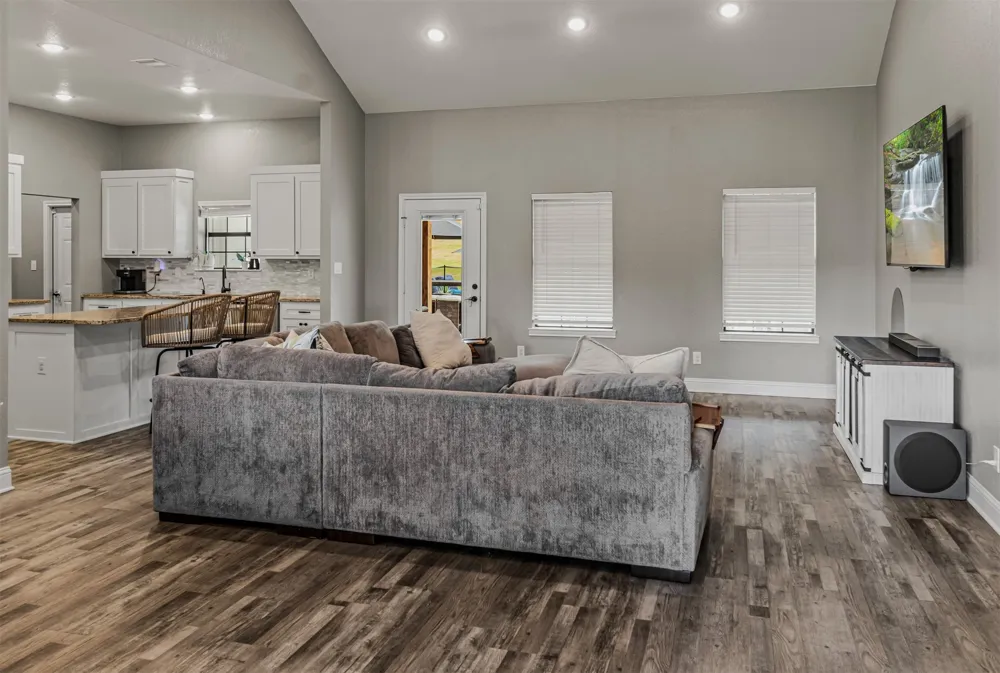 107 Private Road 6305 Mineola, TX 75773