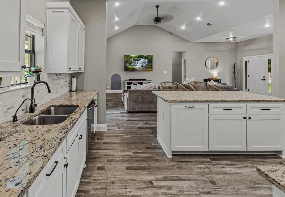 107 Private Road 6305 Mineola, TX 75773