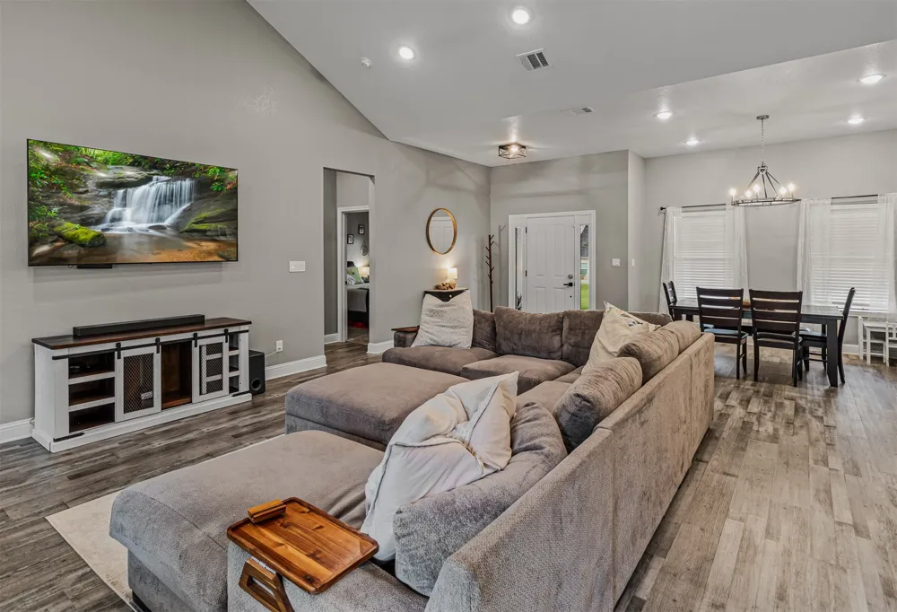 107 Private Road 6305 Mineola, TX 75773