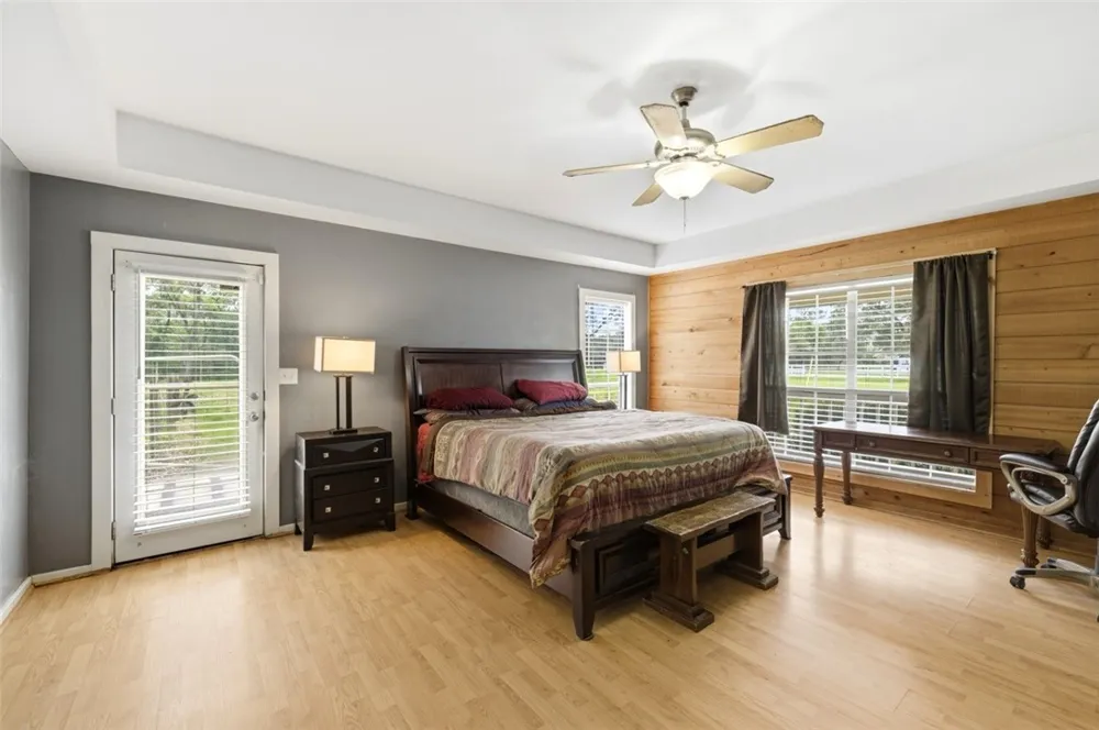 392 Winding Way Drive E Victoria, TX 77905