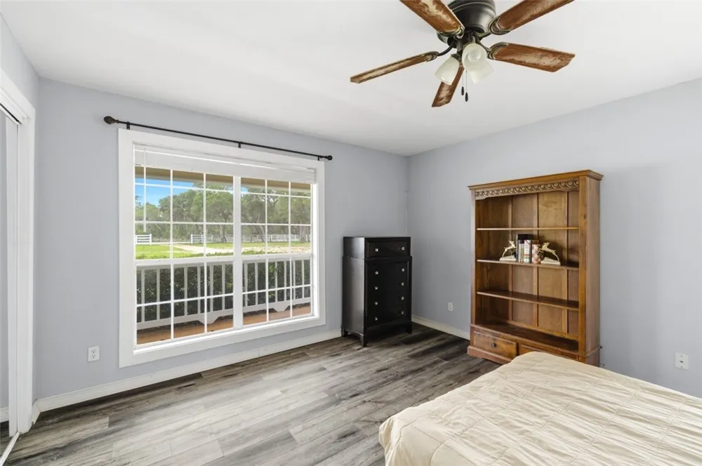 392 Winding Way Drive E Victoria, TX 77905