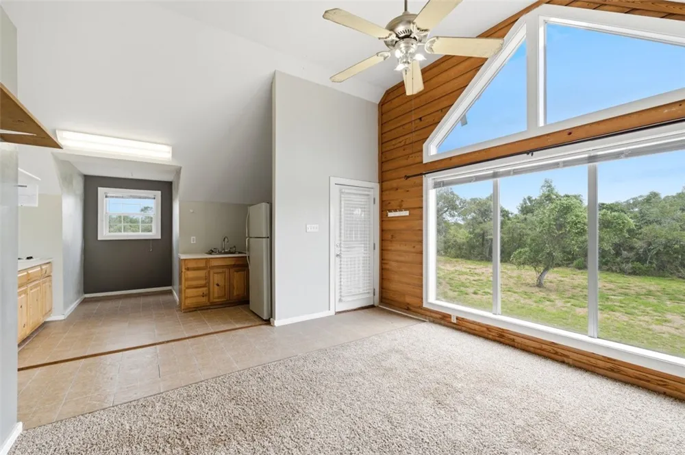 392 Winding Way Drive E Victoria, TX 77905