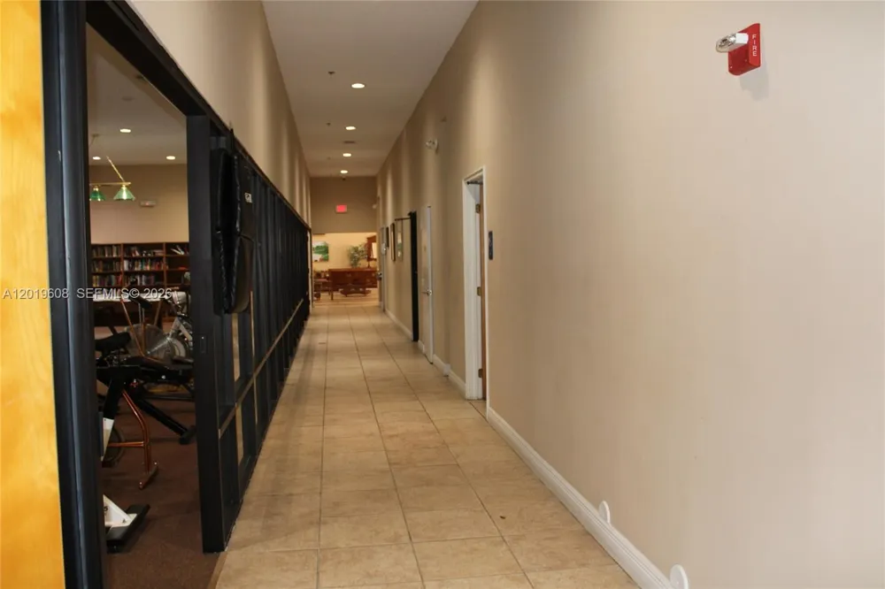 8120 SW 24th St #314 North Lauderdale, FL 33068