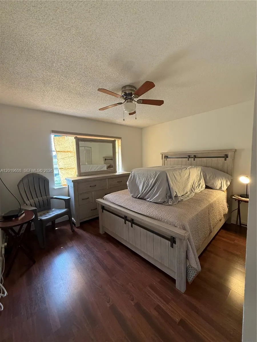 8120 SW 24th St #314 North Lauderdale, FL 33068