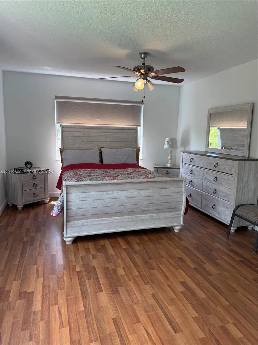 8120 SW 24th St #314 North Lauderdale, FL 33068