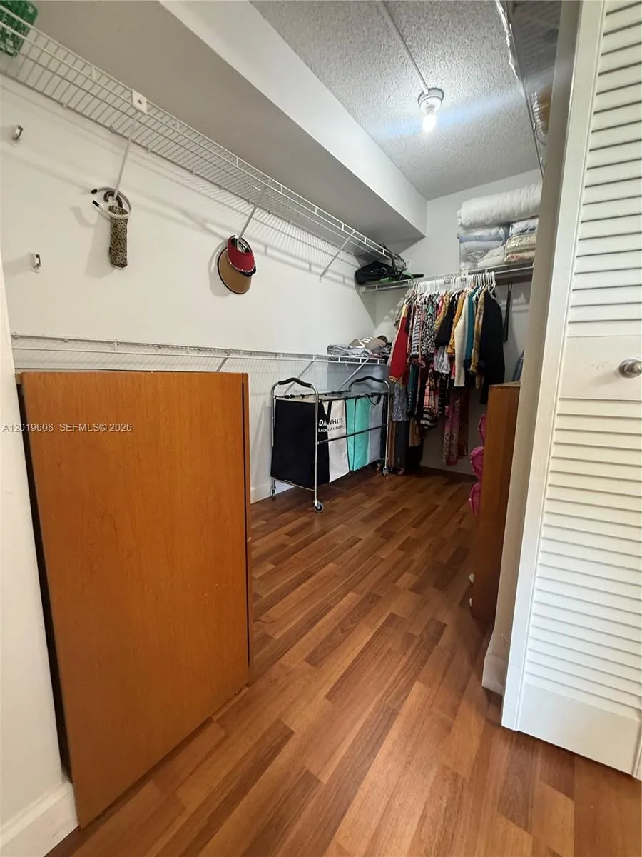 8120 SW 24th St #314 North Lauderdale, FL 33068