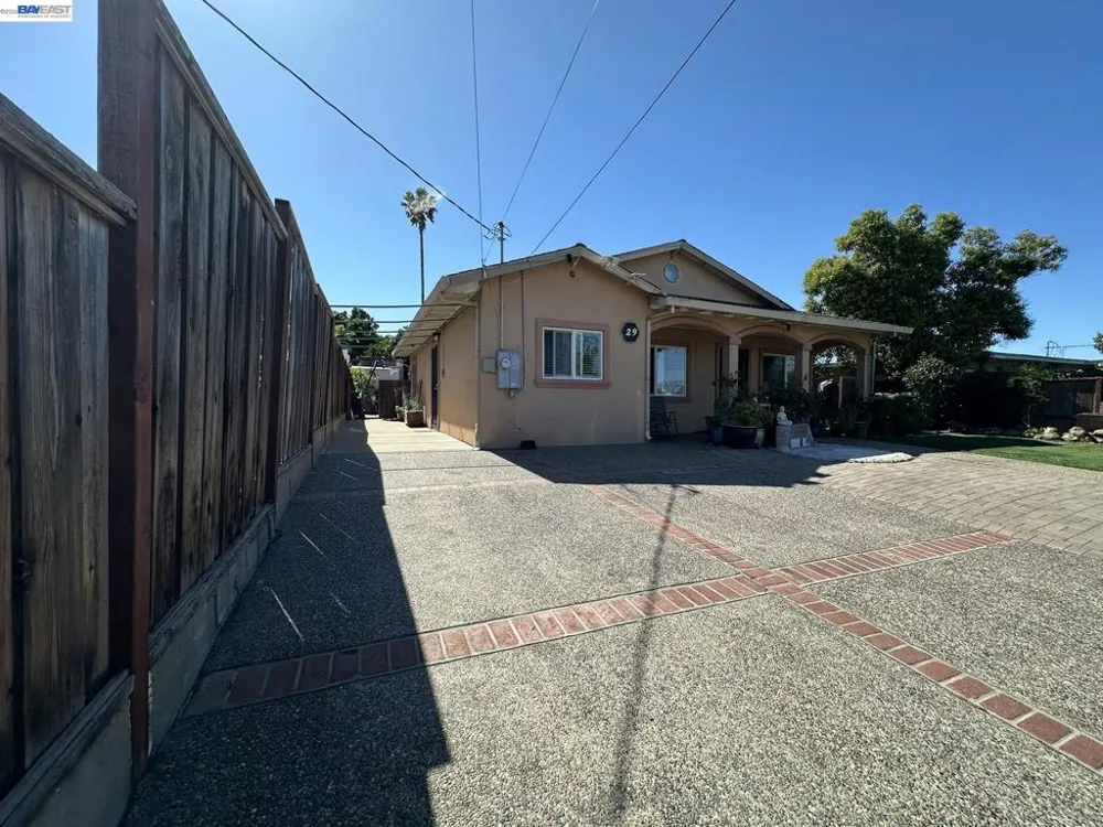 29 DELTA DR Bay Point, CA 94565
