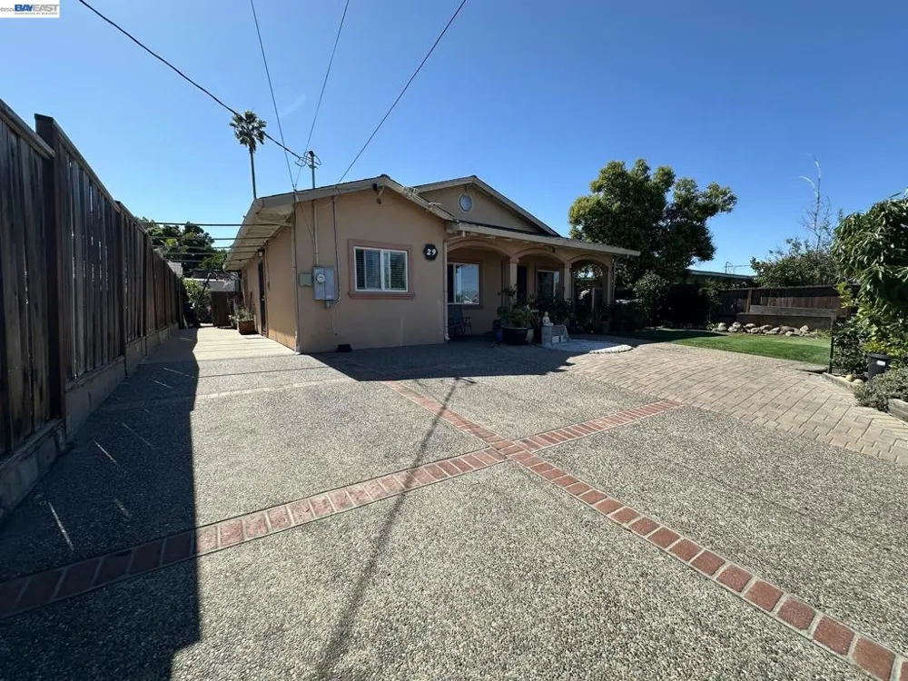 29 DELTA DR Bay Point, CA 94565