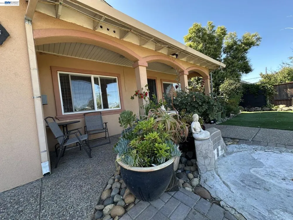 29 DELTA DR Bay Point, CA 94565