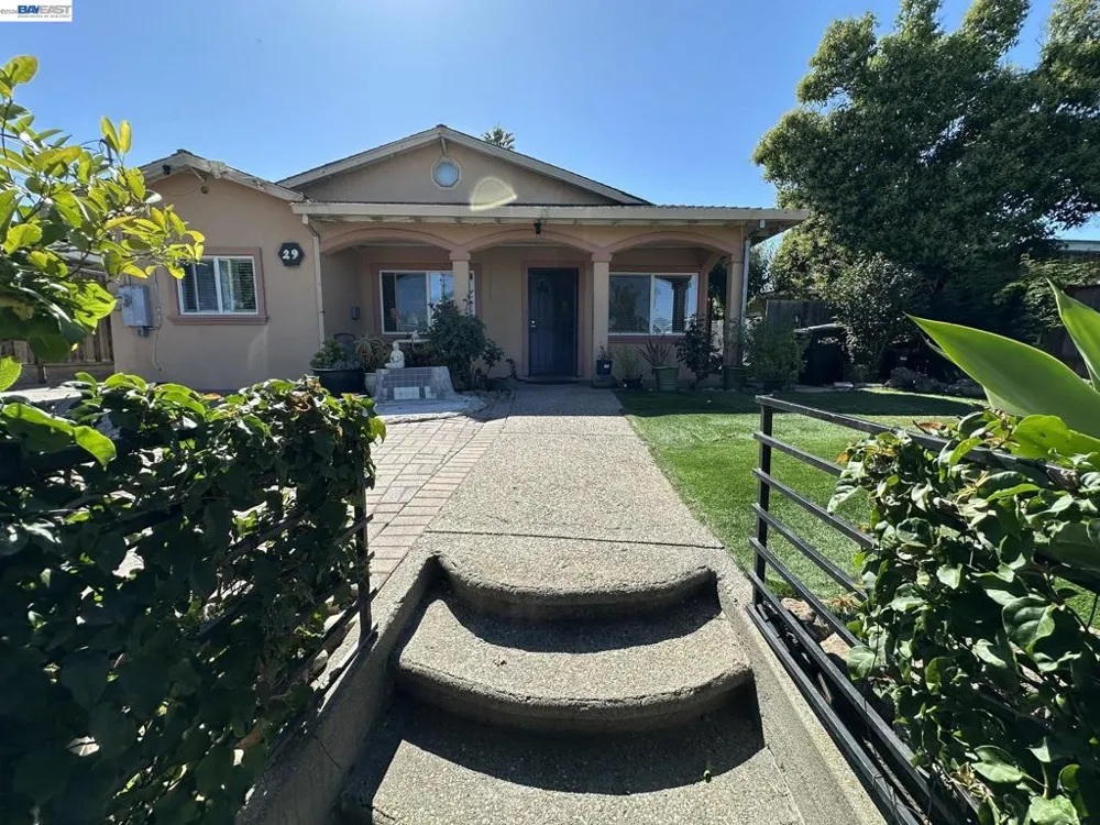 29 DELTA DR Bay Point, CA 94565