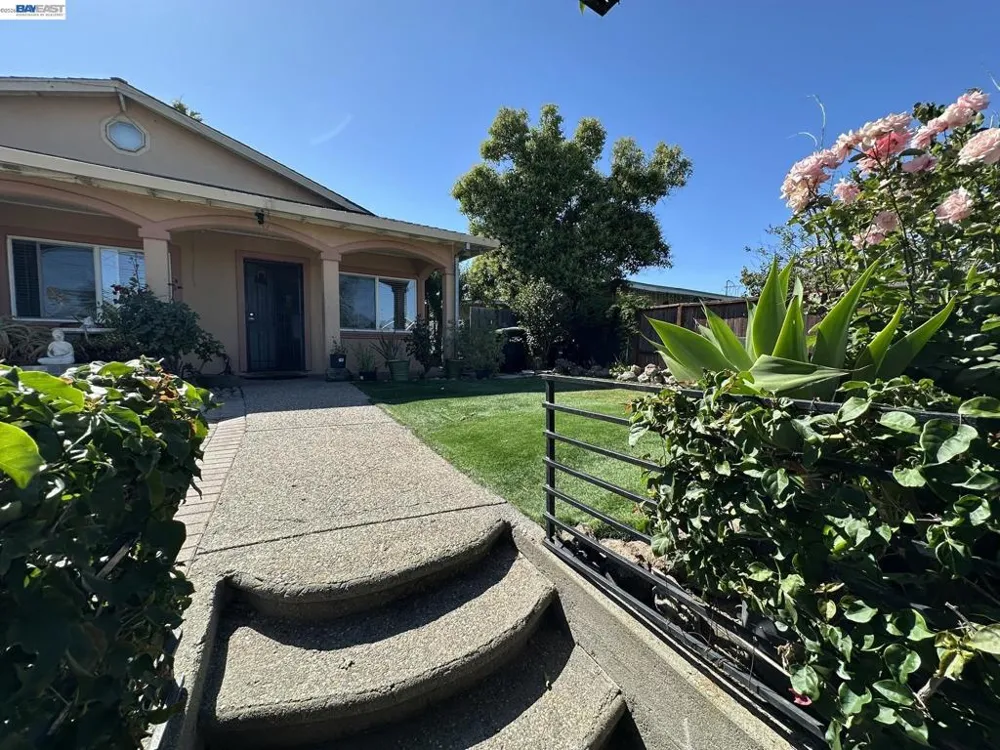 29 DELTA DR Bay Point, CA 94565