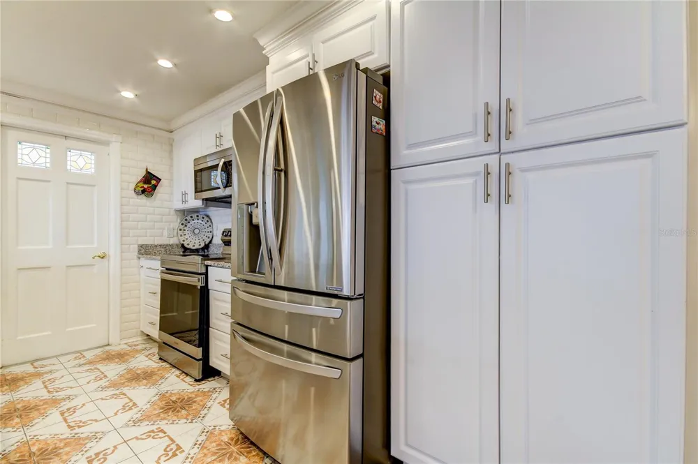 1846 ELMHURST DRIVE Clearwater, FL 33765