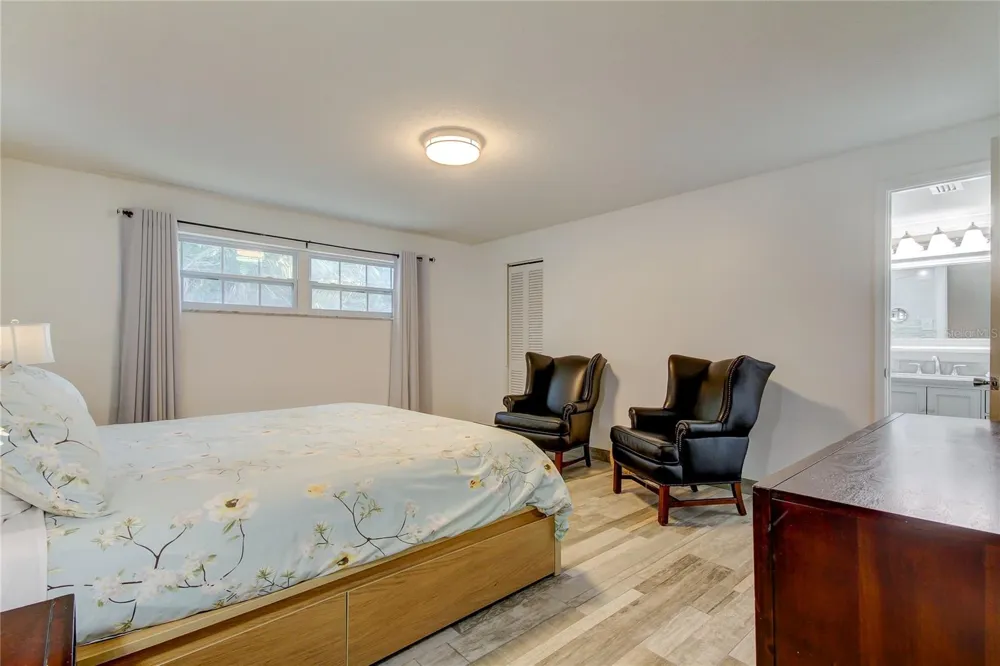1846 ELMHURST DRIVE Clearwater, FL 33765