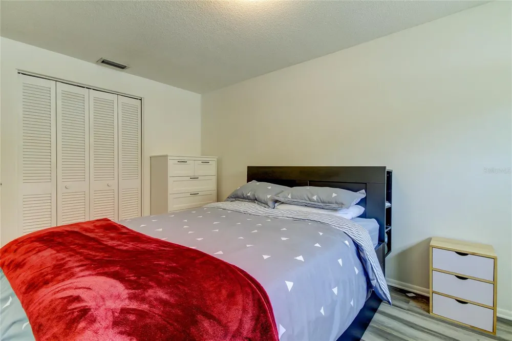 1846 ELMHURST DRIVE Clearwater, FL 33765