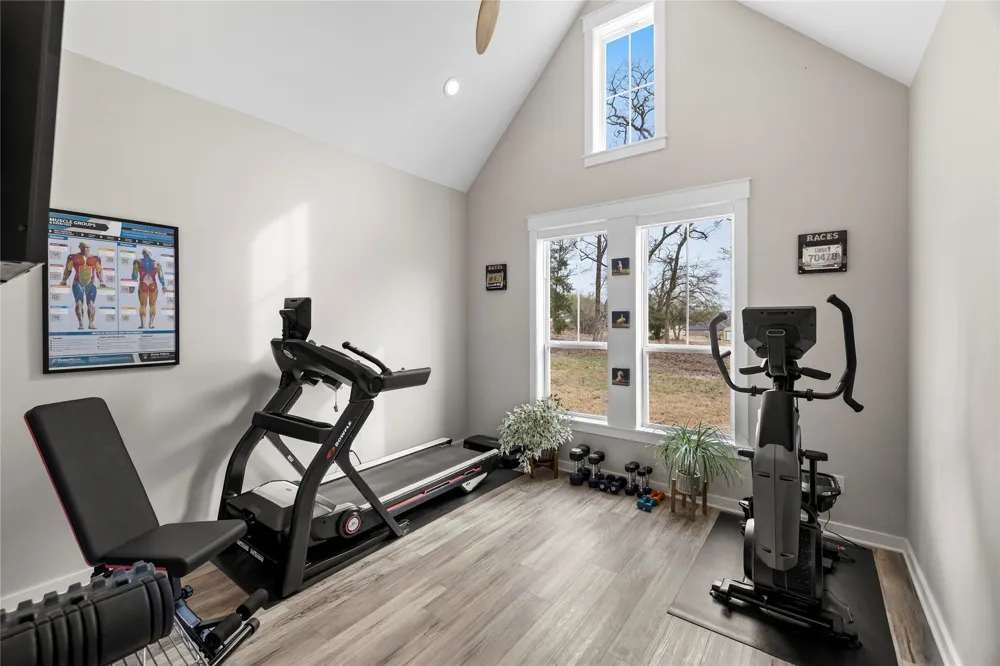 23316 FM 1995 Lindale, TX 75771