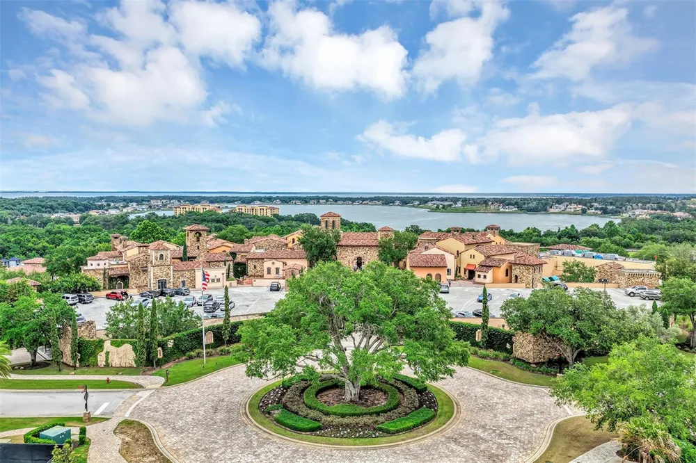 16136 VOLTERRA POINT Bella Collina, FL 34756