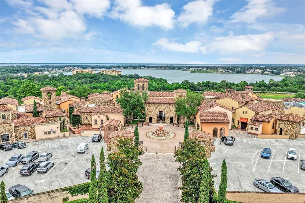 16136 VOLTERRA POINT Bella Collina, FL 34756