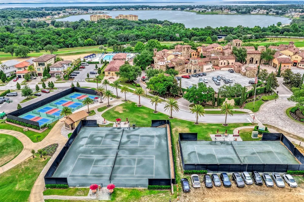 16136 VOLTERRA POINT Bella Collina, FL 34756