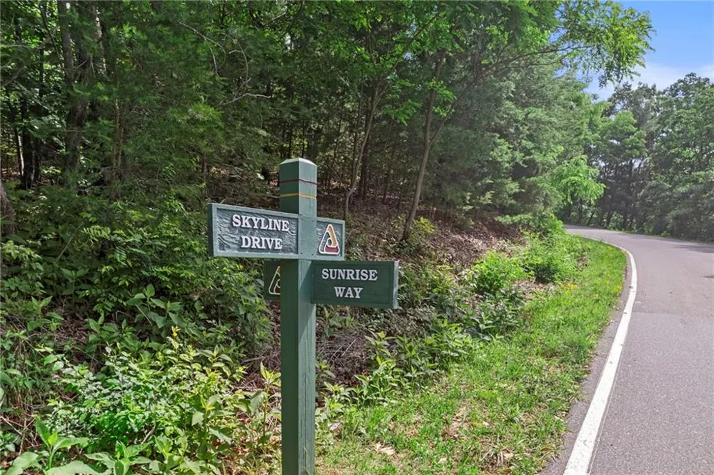 7345 Skyline Drive Big Canoe, GA 30143