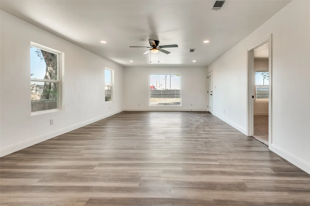 5728 Wilkes Drive Fort Worth, TX 76119