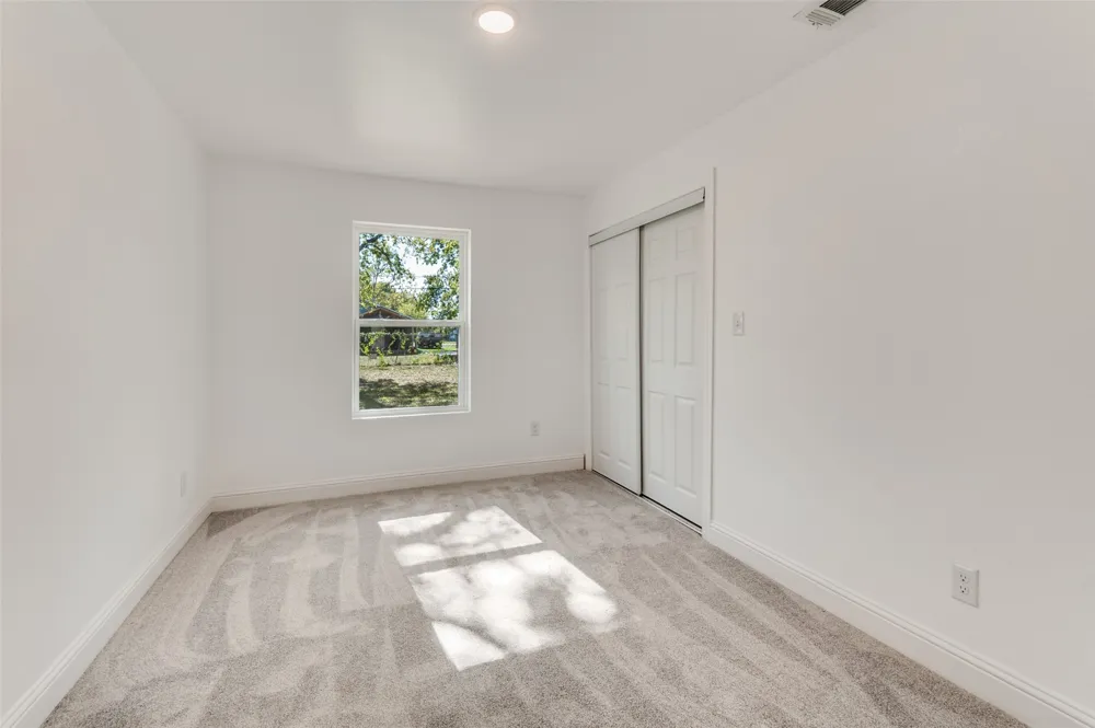 5728 Wilkes Drive Fort Worth, TX 76119