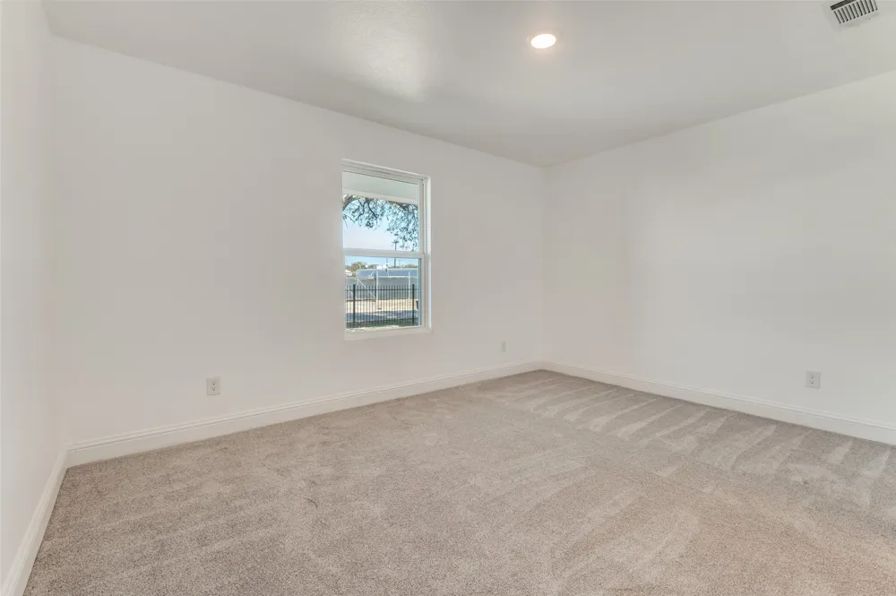 5728 Wilkes Drive Fort Worth, TX 76119