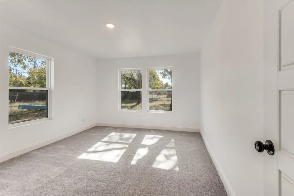 5728 Wilkes Drive Fort Worth, TX 76119