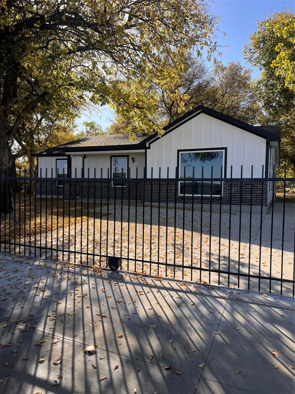 5728 Wilkes Drive Fort Worth, TX 76119