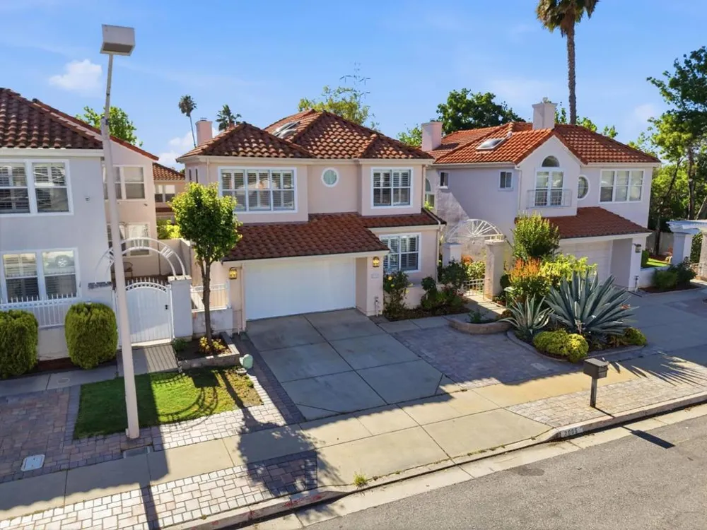 2965 Calle De Las Estrella San Jose, CA 95148