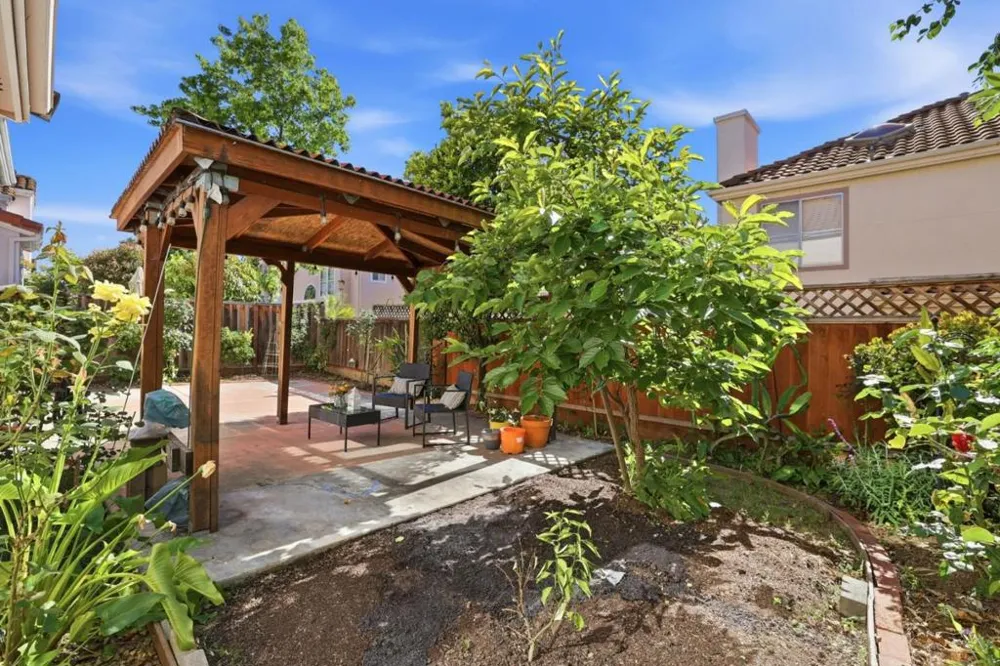2965 Calle De Las Estrella San Jose, CA 95148