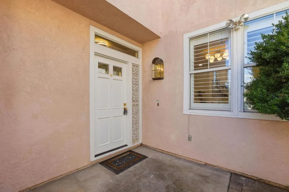 2965 Calle De Las Estrella San Jose, CA 95148