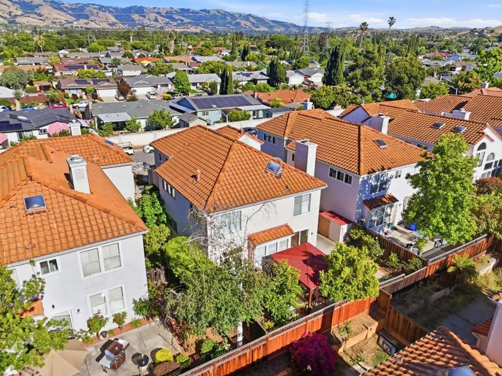 2965 Calle De Las Estrella San Jose, CA 95148