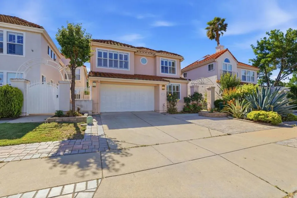 2965 Calle De Las Estrella San Jose, CA 95148