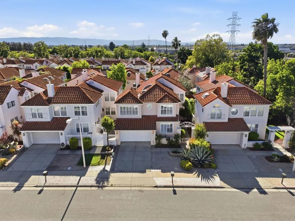 2965 Calle De Las Estrella San Jose, CA 95148
