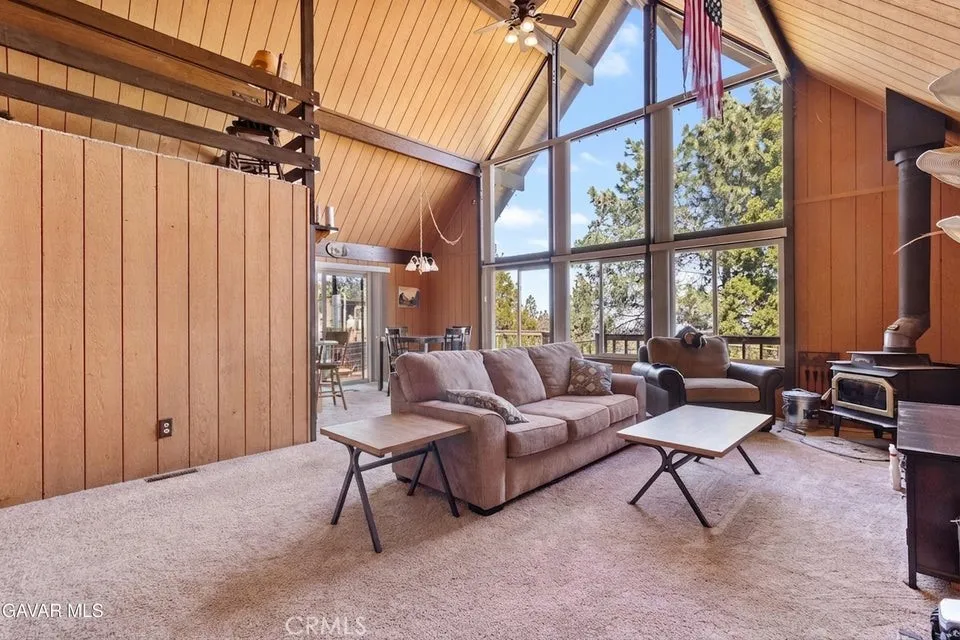 25631 High Rock Court Tehachapi, CA 93561