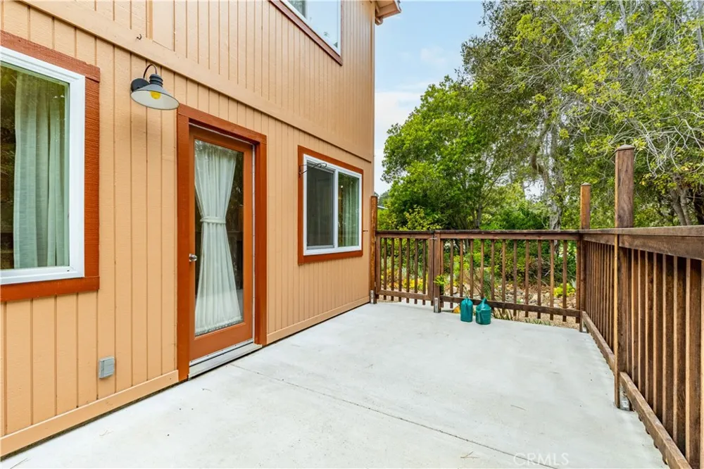 1580 Emerson Cambria, CA 93428