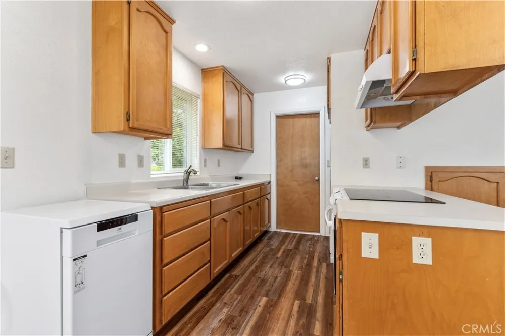 1580 Emerson Cambria, CA 93428
