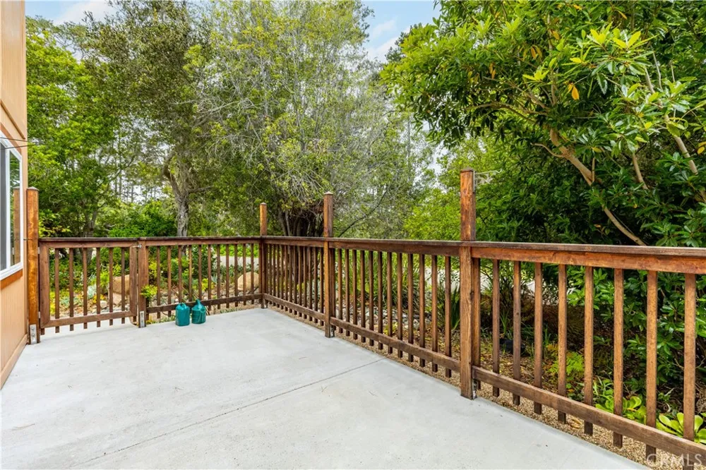 1580 Emerson Cambria, CA 93428