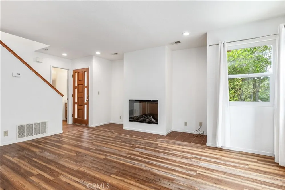 1580 Emerson Cambria, CA 93428