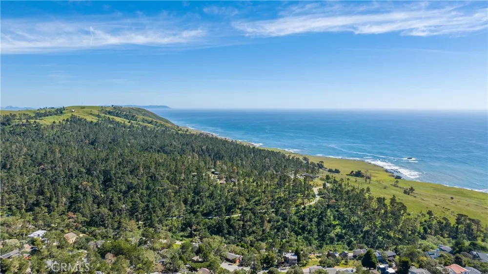 1580 Emerson Cambria, CA 93428