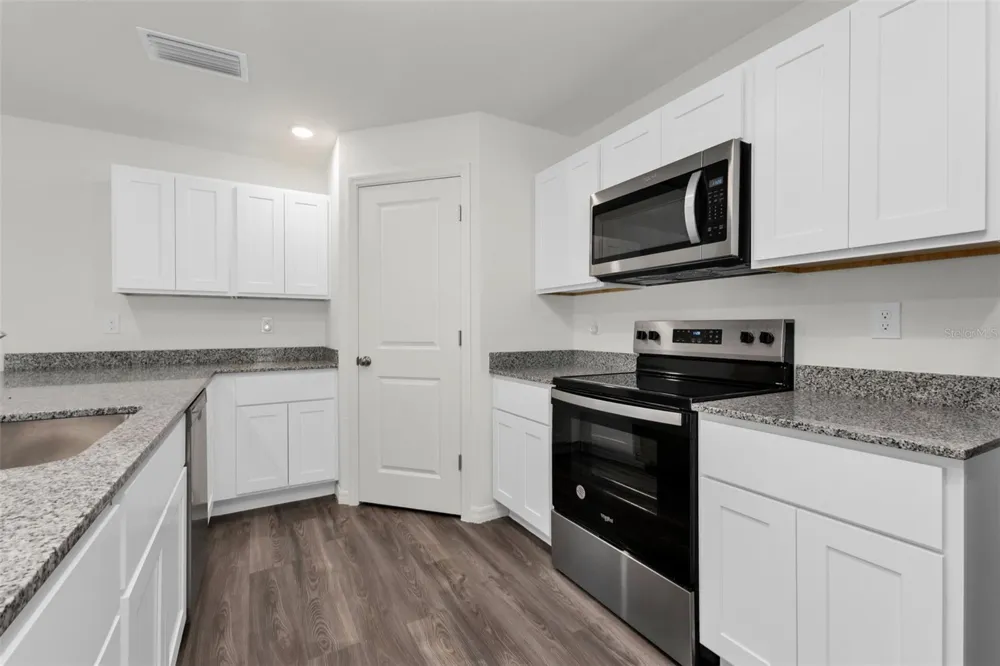 1040 SHERWIN STREET Port Charlotte, FL 33953