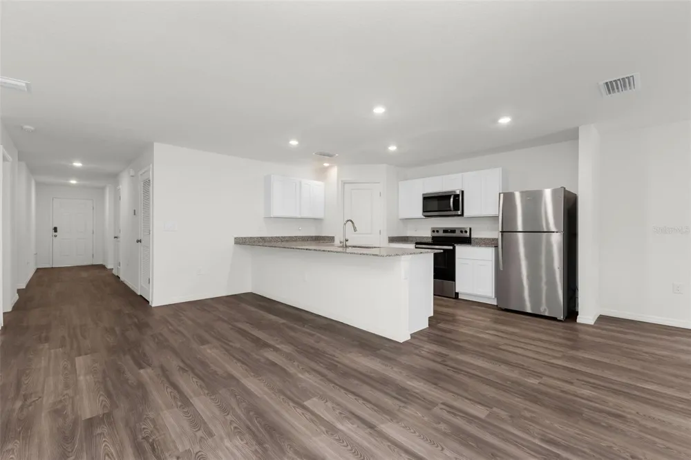 1040 SHERWIN STREET Port Charlotte, FL 33953