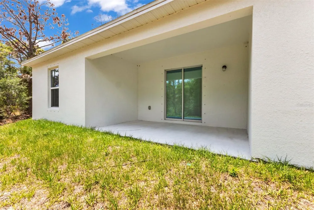 1040 SHERWIN STREET Port Charlotte, FL 33953
